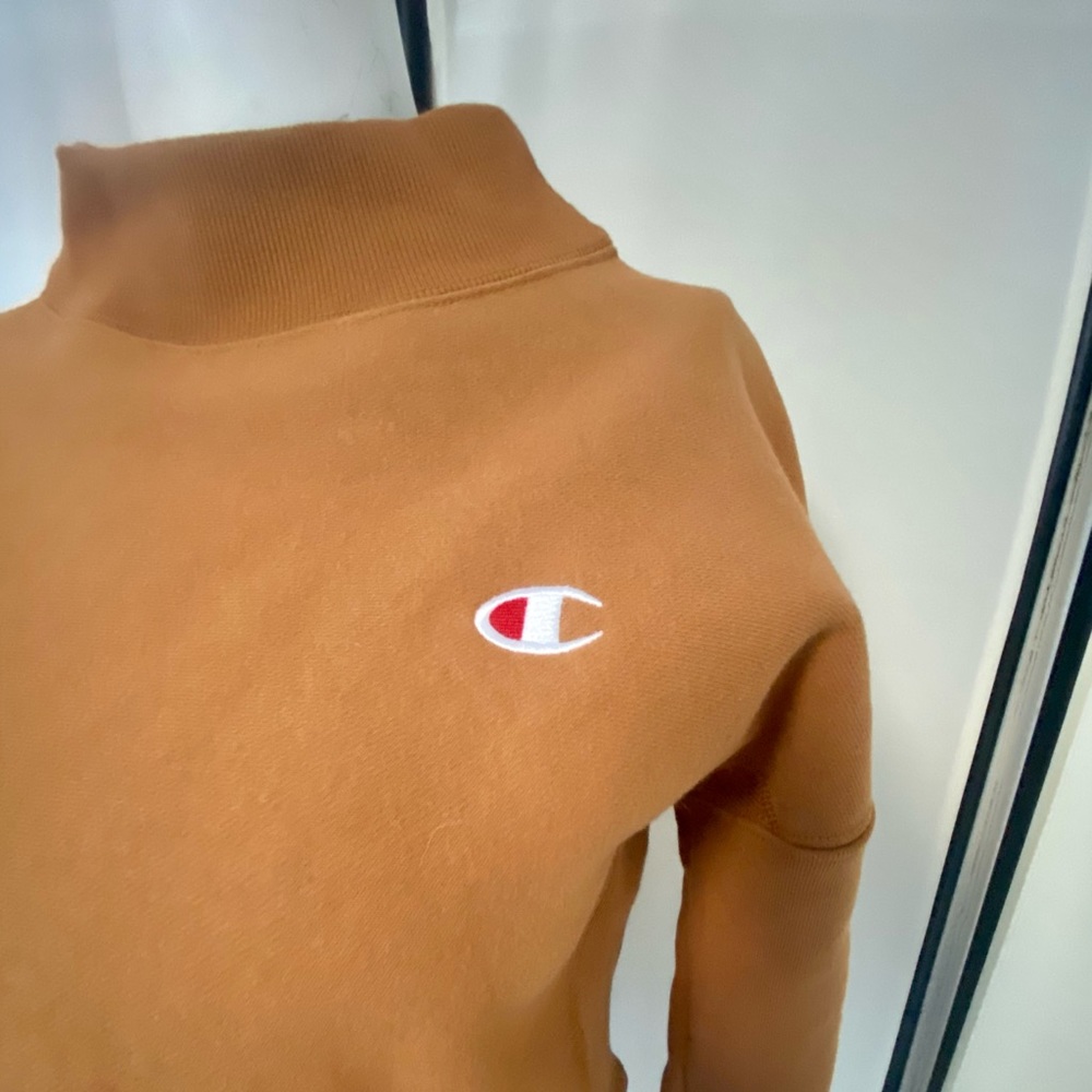 Champion Sweatshirt